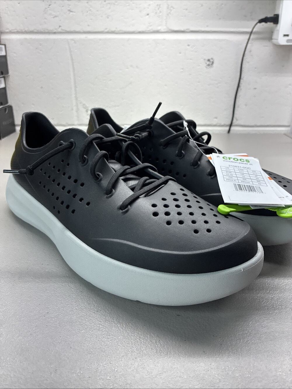 Crocs Men’s InMotion Pacer Shoe Black Grey Size 11 Low Top Sneaker New With Tags